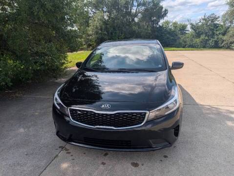 2017 Kia Forte LX FWD photo