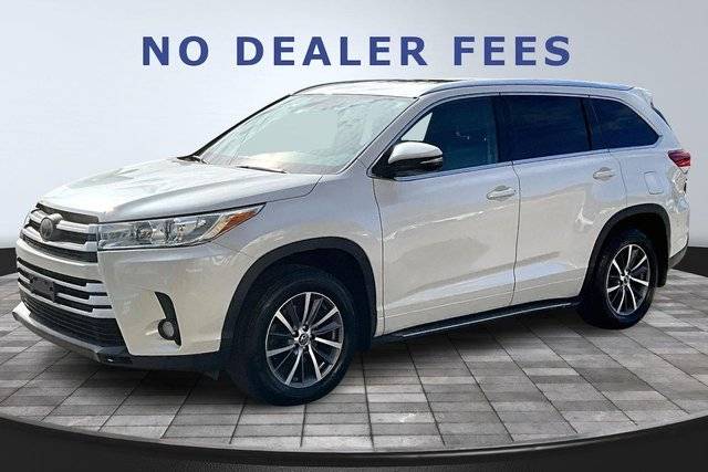 2017 Toyota Highlander XLE AWD photo