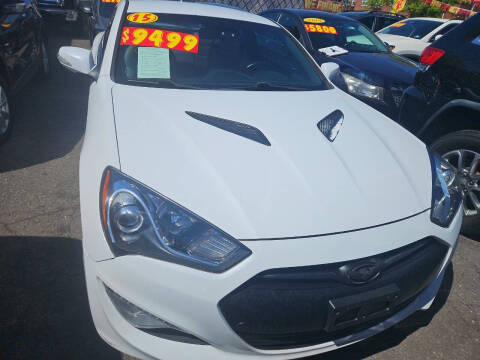 2015 Hyundai Genesis 3.8L Base RWD photo