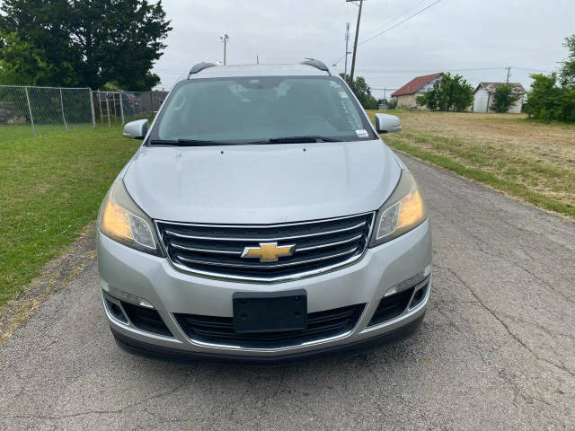 2016 Chevrolet Traverse LT FWD photo