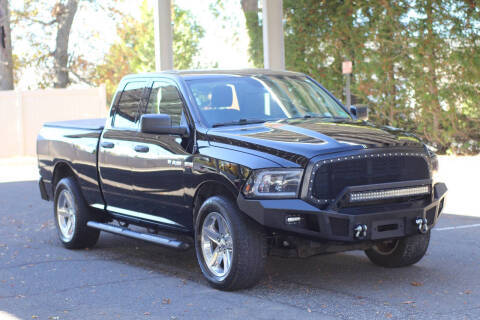 2015 Ram 1500 Express 4WD photo