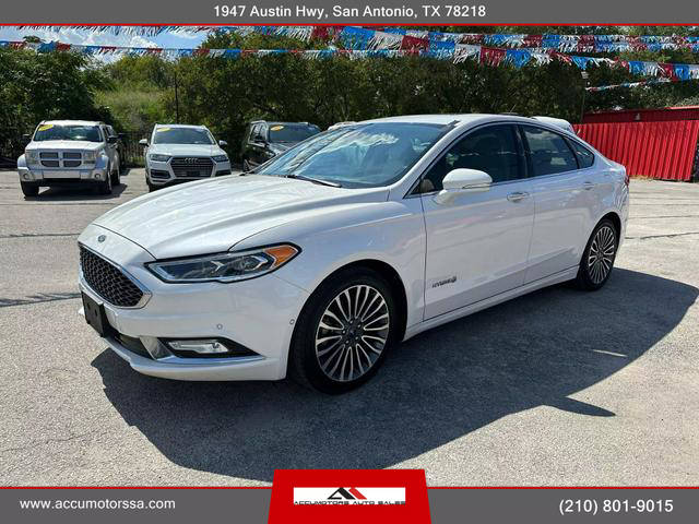 2017 Ford Fusion Hybrid Platinum FWD photo