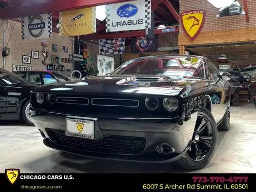 2016 Dodge Challenger SXT RWD photo