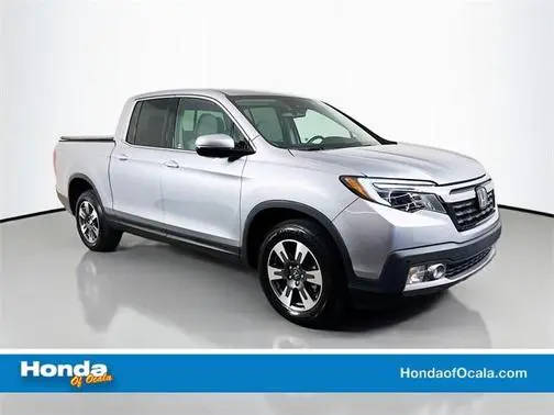 2017 Honda Ridgeline RTL-E AWD photo