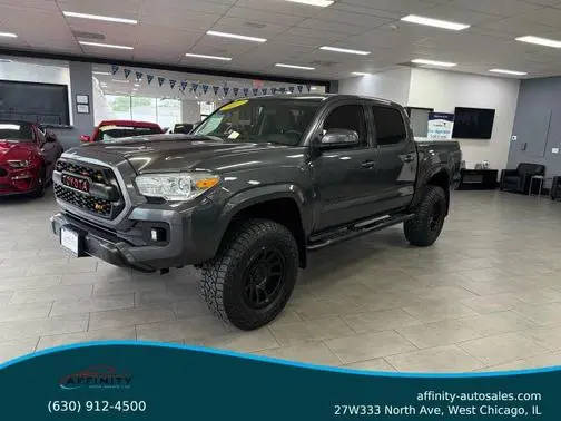 2017 Toyota Tacoma SR 4WD photo