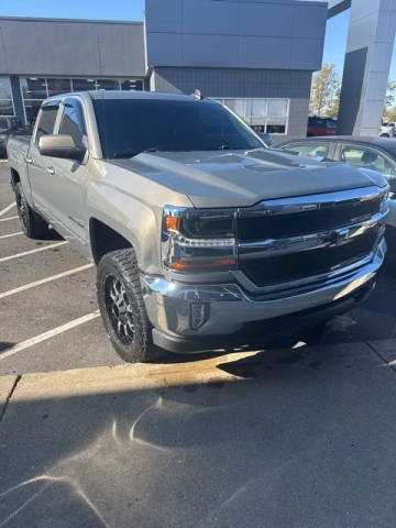 2017 Chevrolet Silverado 1500 LT 4WD photo