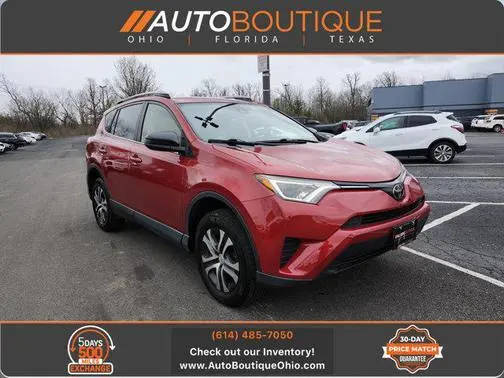 2017 Toyota RAV4 LE FWD photo