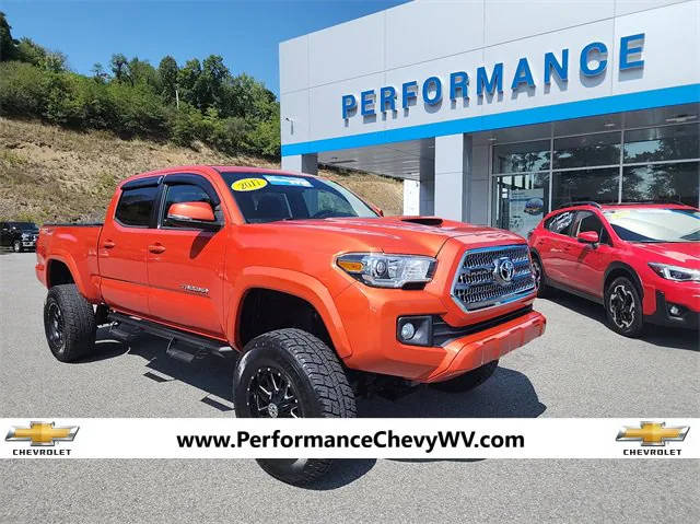 2017 Toyota Tacoma TRD Sport 4WD photo