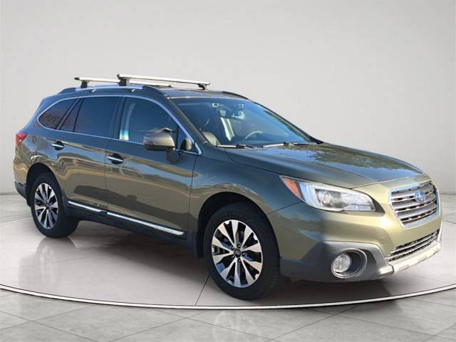 2017 Subaru Outback Touring AWD photo