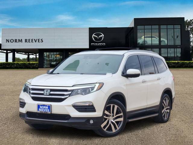 2017 Honda Pilot Elite AWD photo