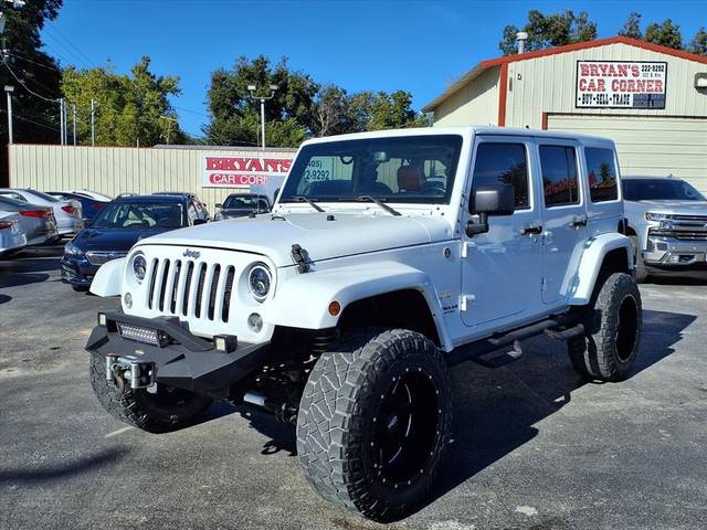 2015 Jeep Wrangler Unlimited Sahara 4WD photo