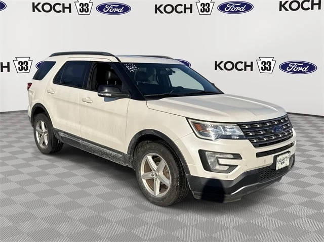 2017 Ford Explorer XLT 4WD photo