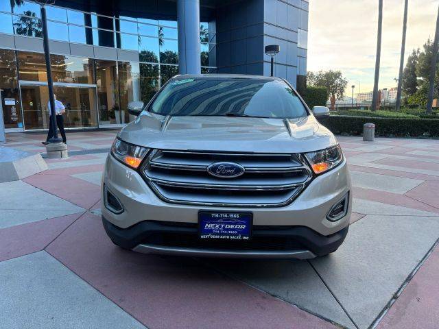 2017 Ford Edge SEL FWD photo