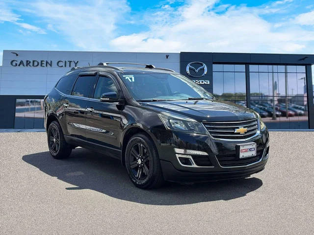 2017 Chevrolet Traverse LT AWD photo