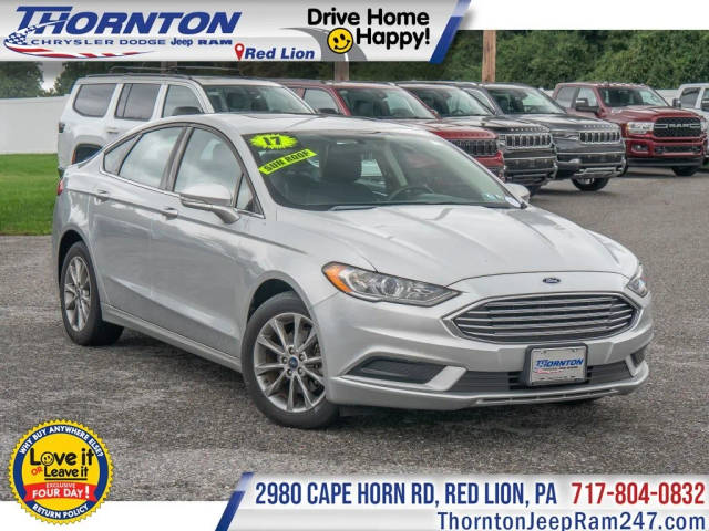 2017 Ford Fusion SE FWD photo