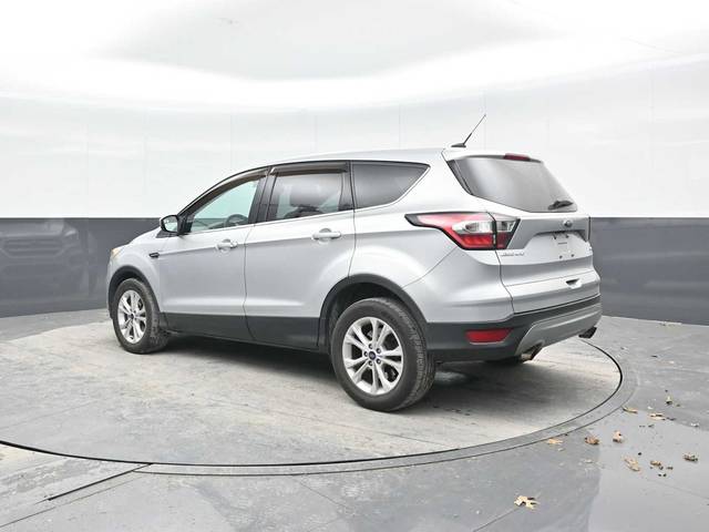 2017 Ford Escape SE FWD photo