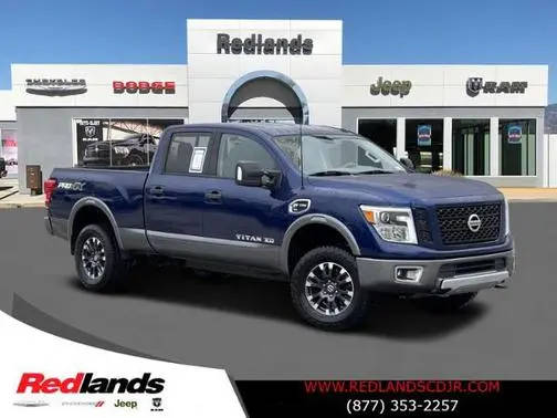 2017 Nissan Titan XD PRO-4X 4WD photo