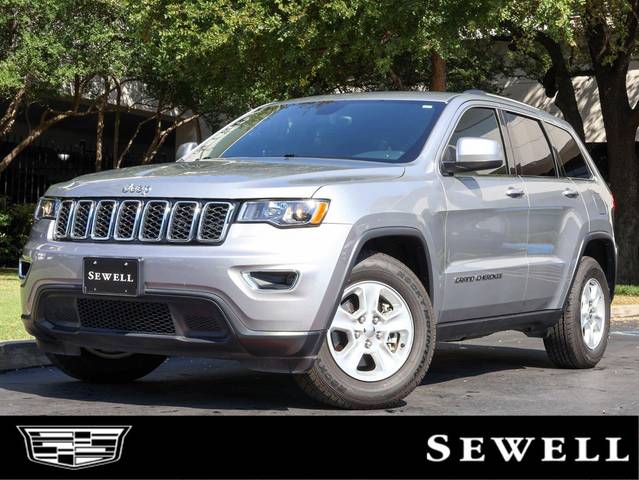 2017 Jeep Grand Cherokee Laredo RWD photo