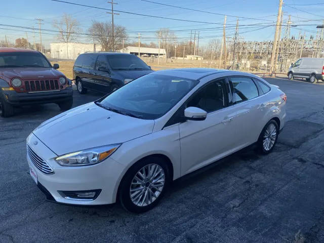 2017 Ford Focus Titanium FWD photo