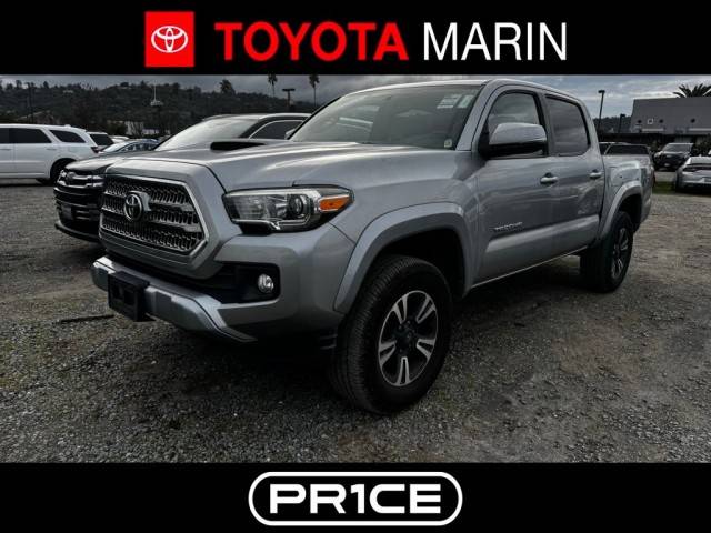 2017 Toyota Tacoma TRD Sport 4WD photo