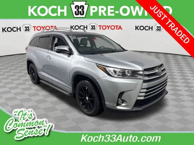 2017 Toyota Highlander Limited AWD photo