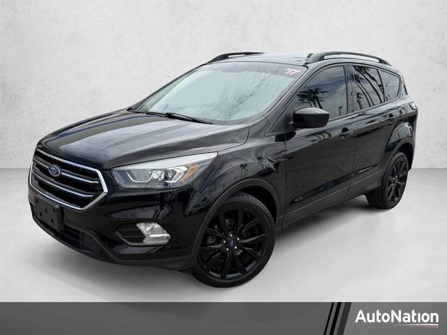2017 Ford Escape SE FWD photo