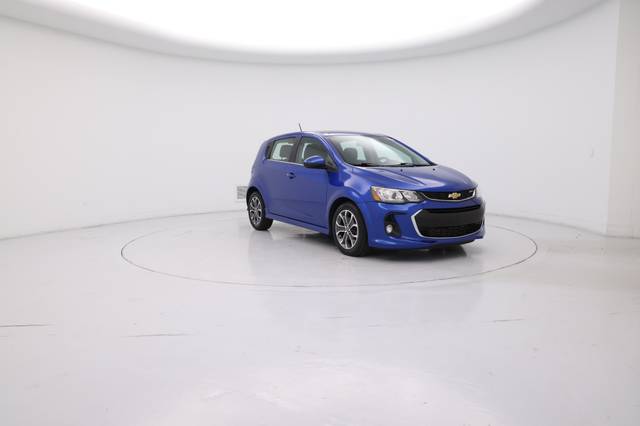 2017 Chevrolet Sonic LT FWD photo