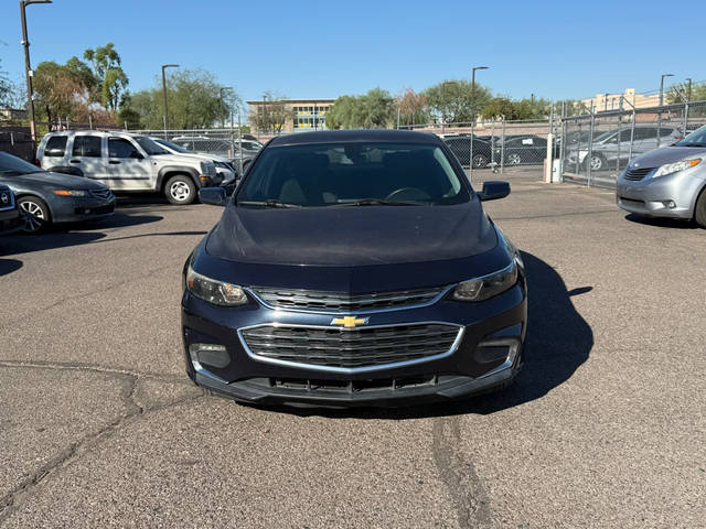 2017 Chevrolet Malibu LT FWD photo