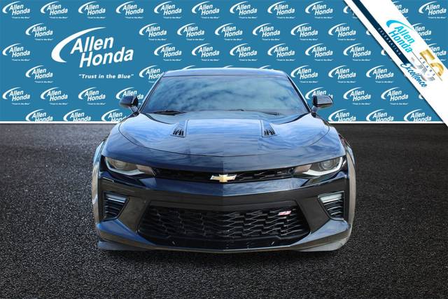 2017 Chevrolet Camaro 2SS RWD photo