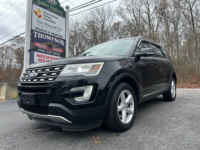 2017 Ford Explorer XLT 4WD photo