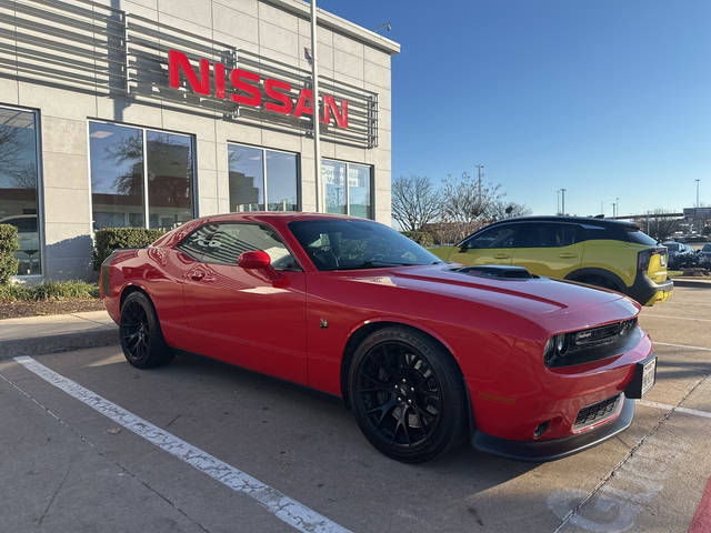 2017 Dodge Challenger 392 Hemi Scat Pack Shaker RWD photo