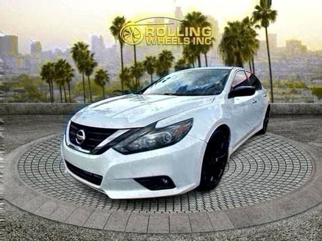2017 Nissan Altima 2.5 SR FWD photo