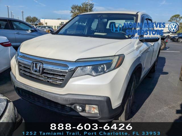 2017 Honda Ridgeline RTL-T FWD photo