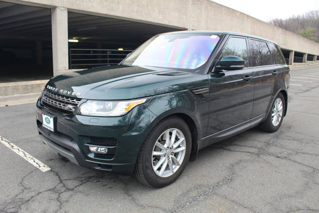 2017 Land Rover Range Rover Sport SE 4WD photo