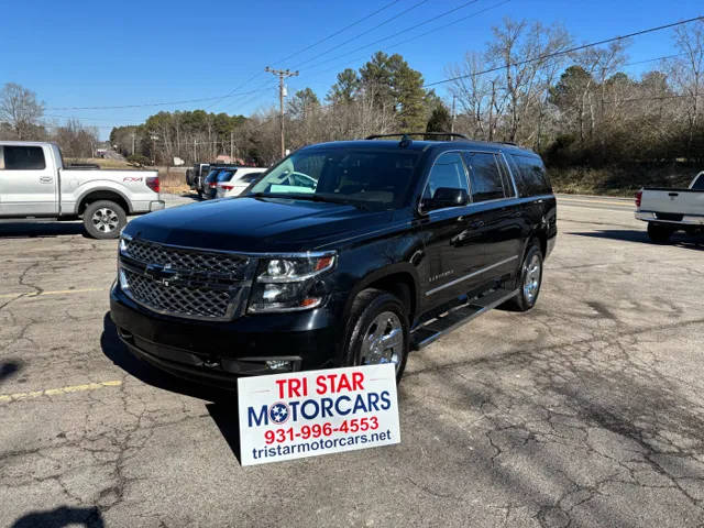 2017 Chevrolet Suburban LT 4WD photo