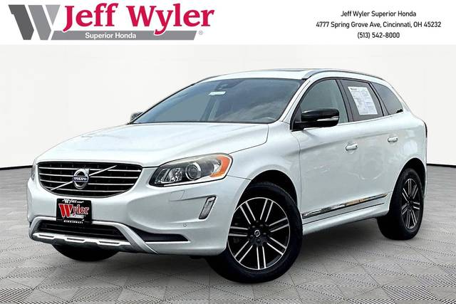2017 Volvo XC60 Dynamic AWD photo