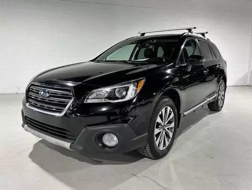 2017 Subaru Outback Touring AWD photo