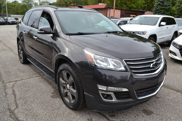 2017 Chevrolet Traverse LT AWD photo