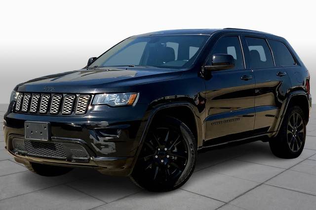 2017 Jeep Grand Cherokee Altitude 4WD photo