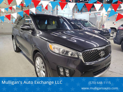 2017 Kia Sorento SXL V6 AWD photo
