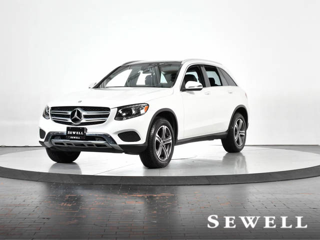 2017 Mercedes-Benz GLC-Class GLC 300 AWD photo