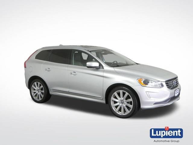 2017 Volvo XC60 Inscription AWD photo