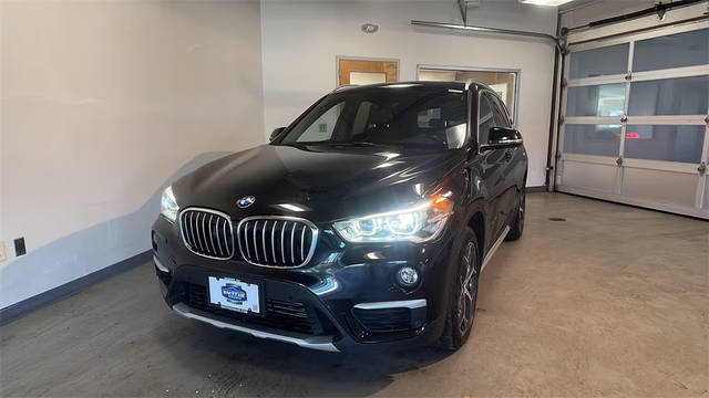 2017 BMW X1 xDrive28i AWD photo