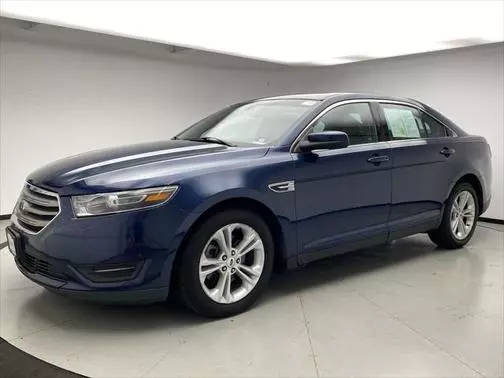 2017 Ford Taurus SEL FWD photo