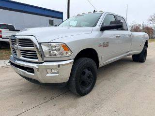 2017 Ram 3500 Big Horn 4WD photo