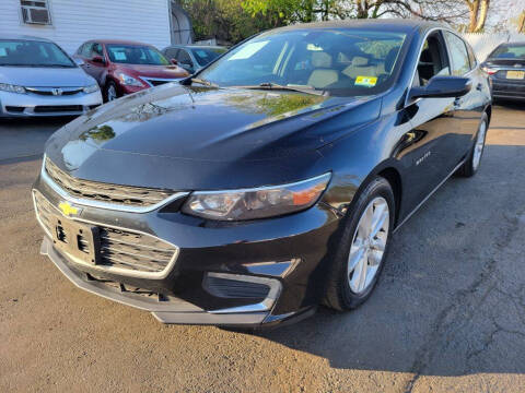 2017 Chevrolet Malibu LT FWD photo
