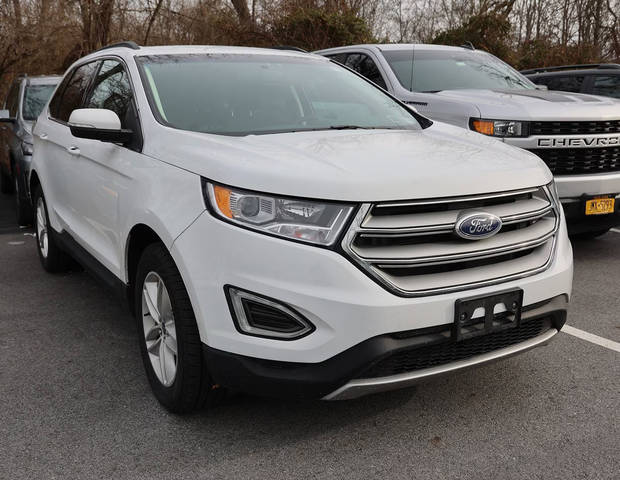 2017 Ford Edge SEL AWD photo