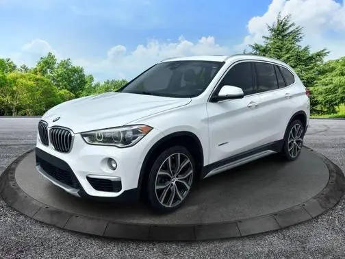 2017 BMW X1 xDrive28i AWD photo