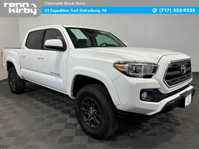 2017 Toyota Tacoma SR5 4WD photo