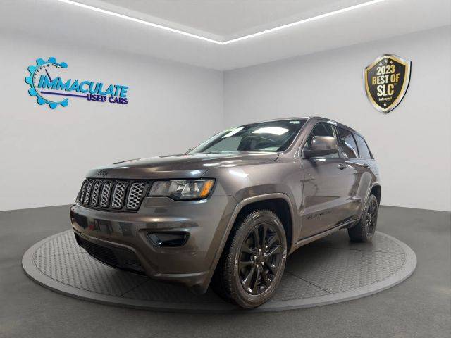 2017 Jeep Grand Cherokee Altitude 4WD photo